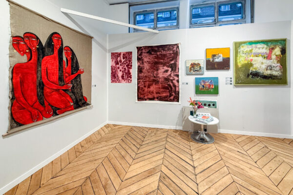 Fora Gallery